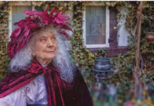 My Mother, The Queen