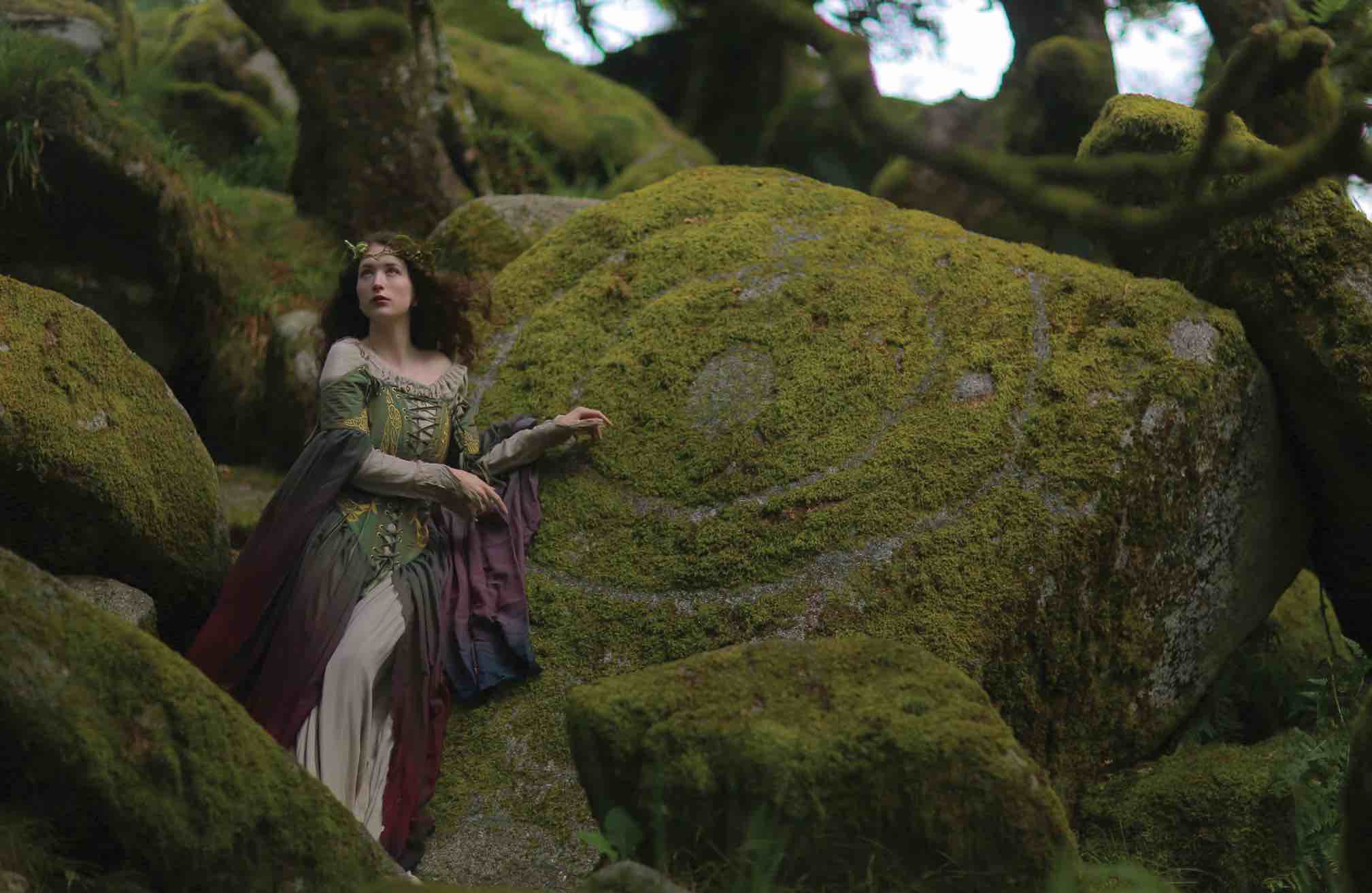 Model- Serenna @thefairyhollow Designer- Firefly Path @fireflypath Model- Serenna @thefairyhollow Designer- Firefly Path @fireflypath