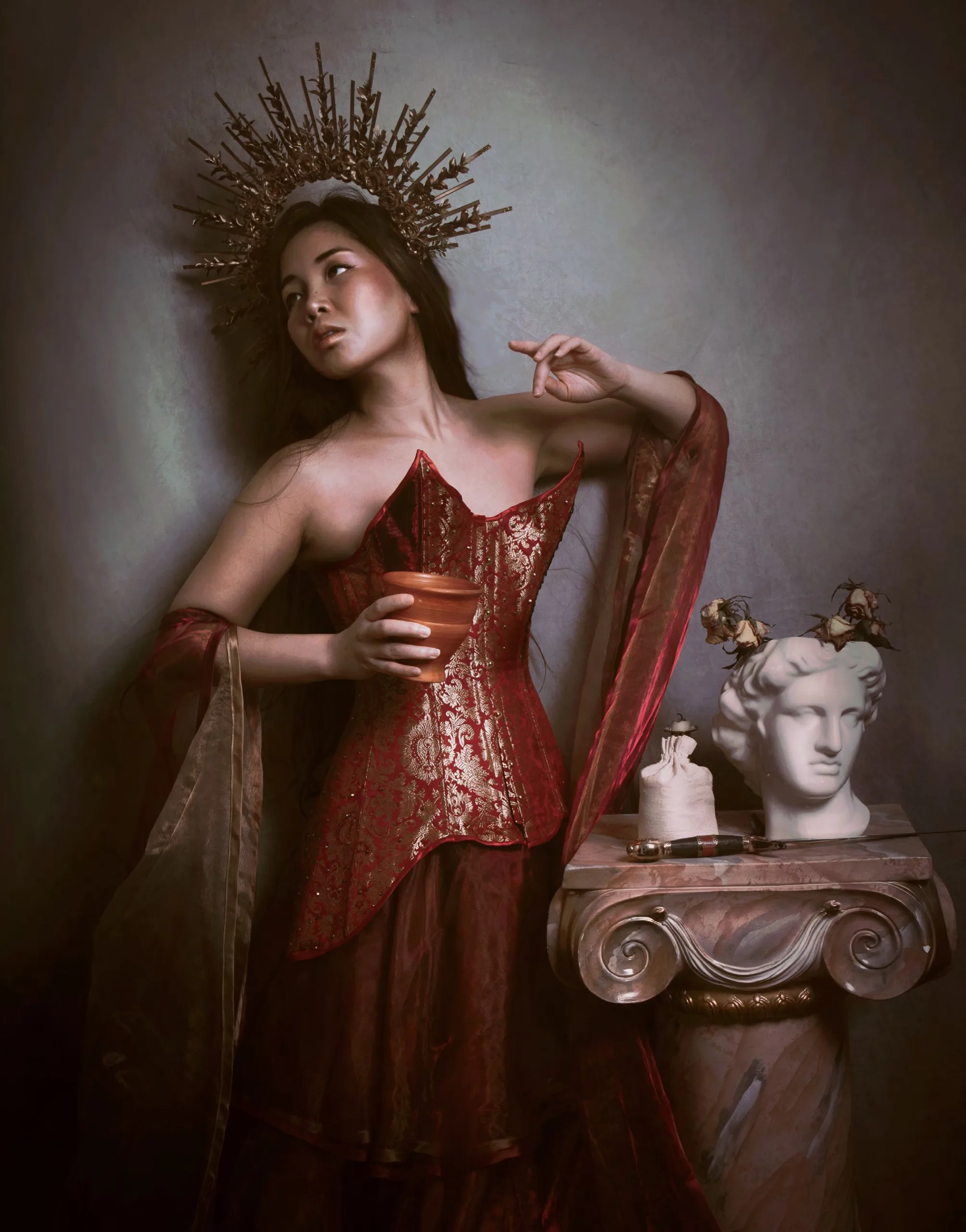 YinseyWang_02 Halo: Carbickova Crowns @carbickovacrowns Corset, skirt, and sleeves: The Raven’s Goddess @theravensgoddess Color toning: Infinite Tools and Only the Curious color presets